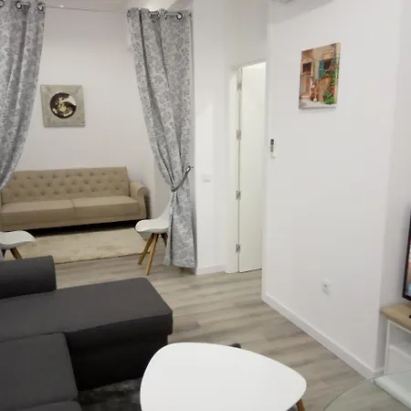 Aparthotel Center